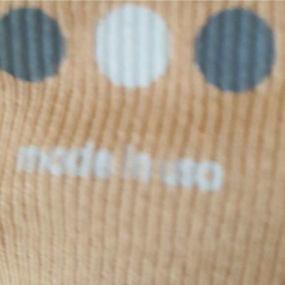 Three Dots Shirt Light Tan Vneck 3/4 sleeve Size Medium - Picture 5 of 6